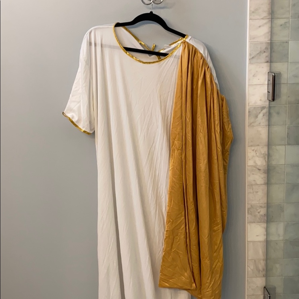 Caesar/ Roman god men’s Halloween costume